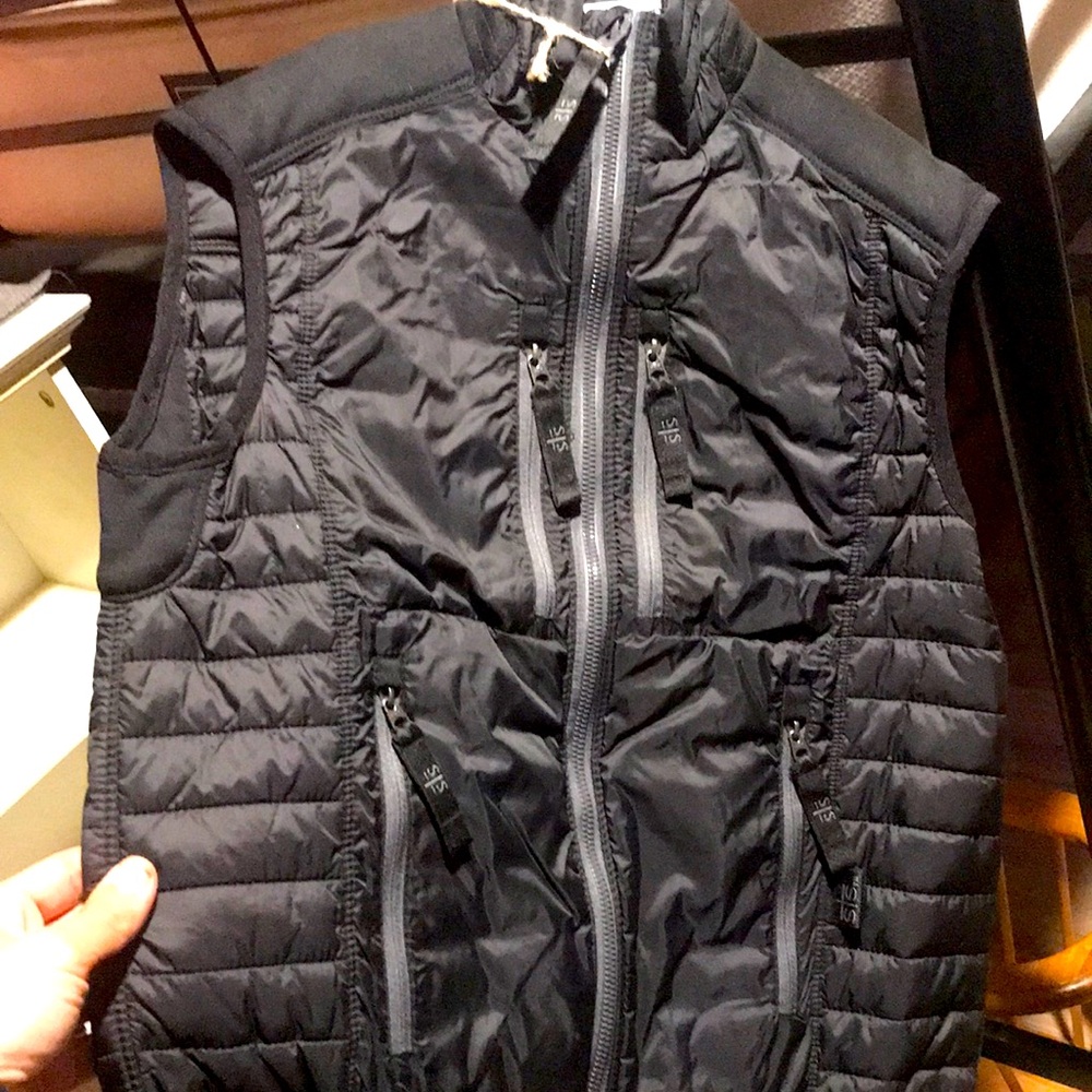 Youth black Journey vest size extra small style STS